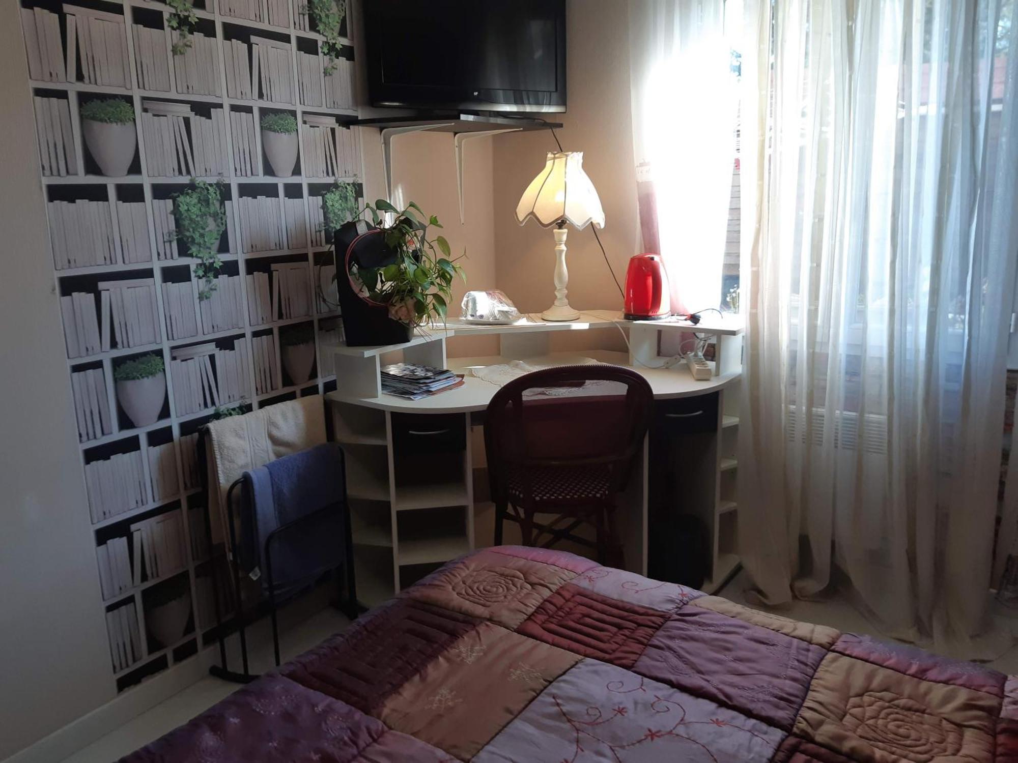Chambre Lit Double Dans Pavillon , Chez Lilyanne Tonnay-Charente Екстер'єр фото