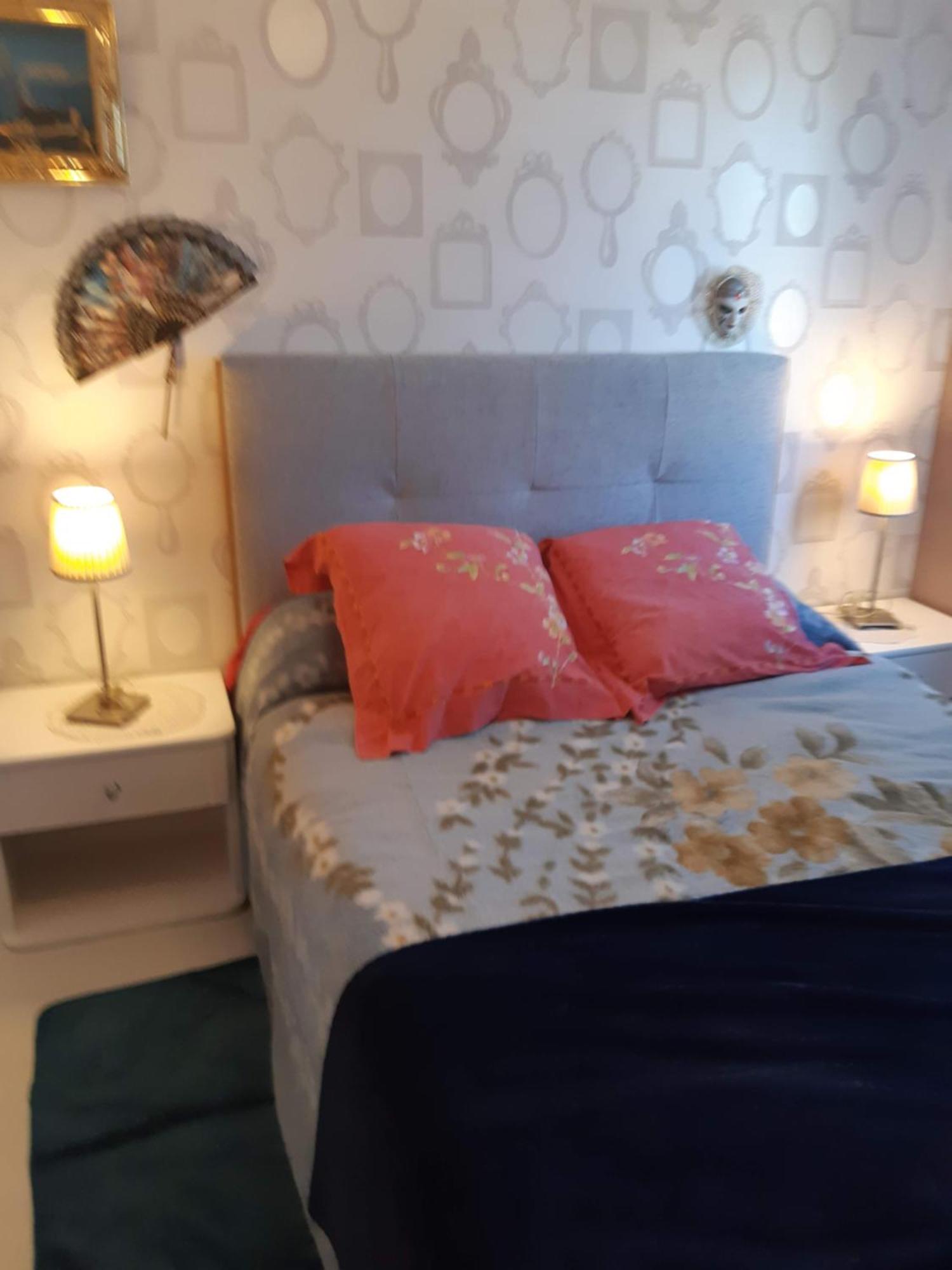 Chambre Lit Double Dans Pavillon , Chez Lilyanne Tonnay-Charente Екстер'єр фото